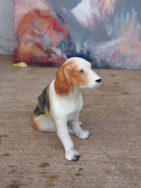 Vintage Porcelain Dog Figurine  Hand Decorated Beagle Or Spaniel